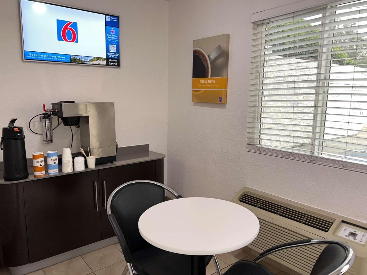 Motel 6-Orange, Ca - Anaheim 외부 사진